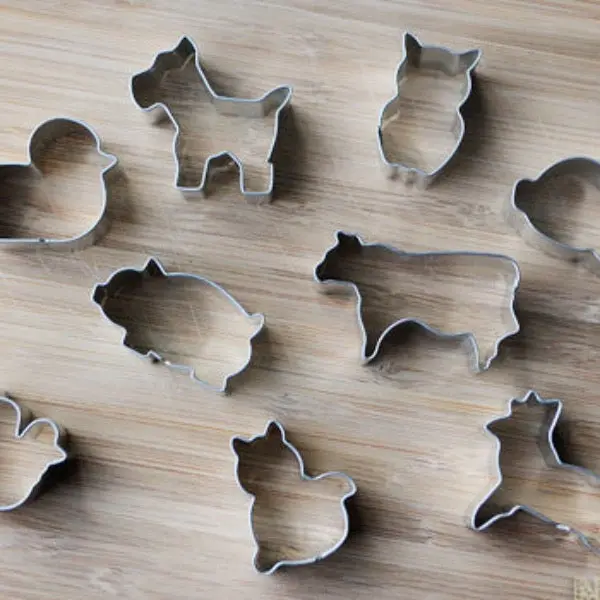 Animal-Shaped Cookie Cutters – Assorted Farm & Forest Creatures 1