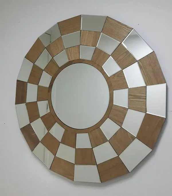 Decorative Round Wall Mirror – Stylish Statement Piece 1