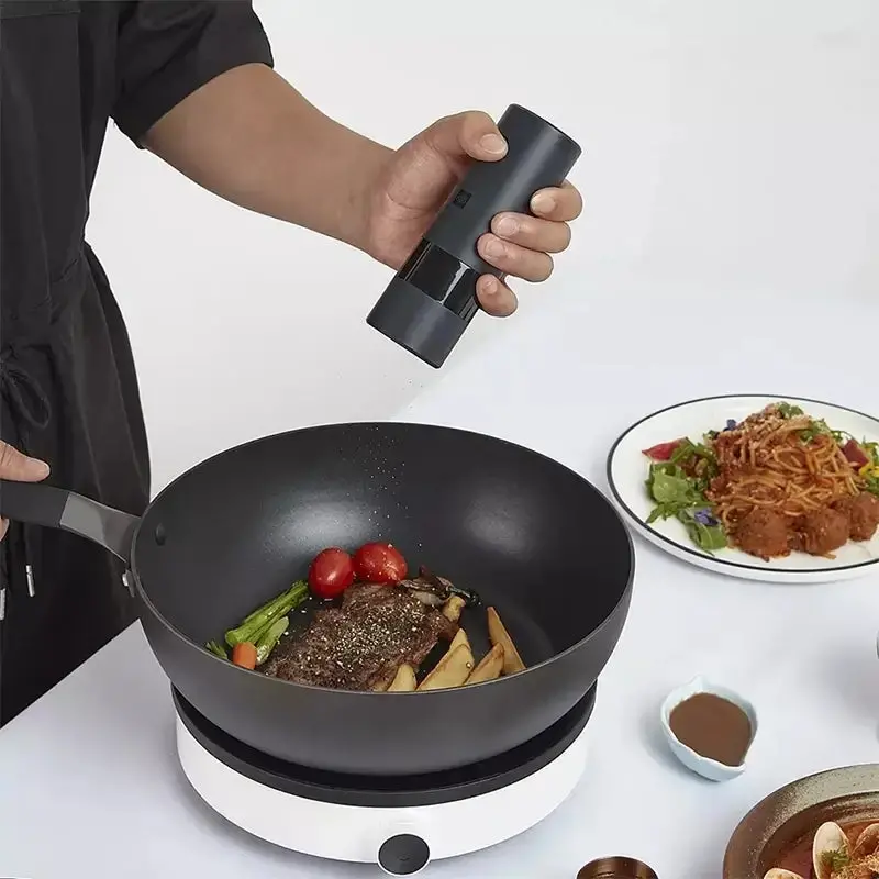 Electric Pepper And Spice Grinder With Adjustable Settings 1