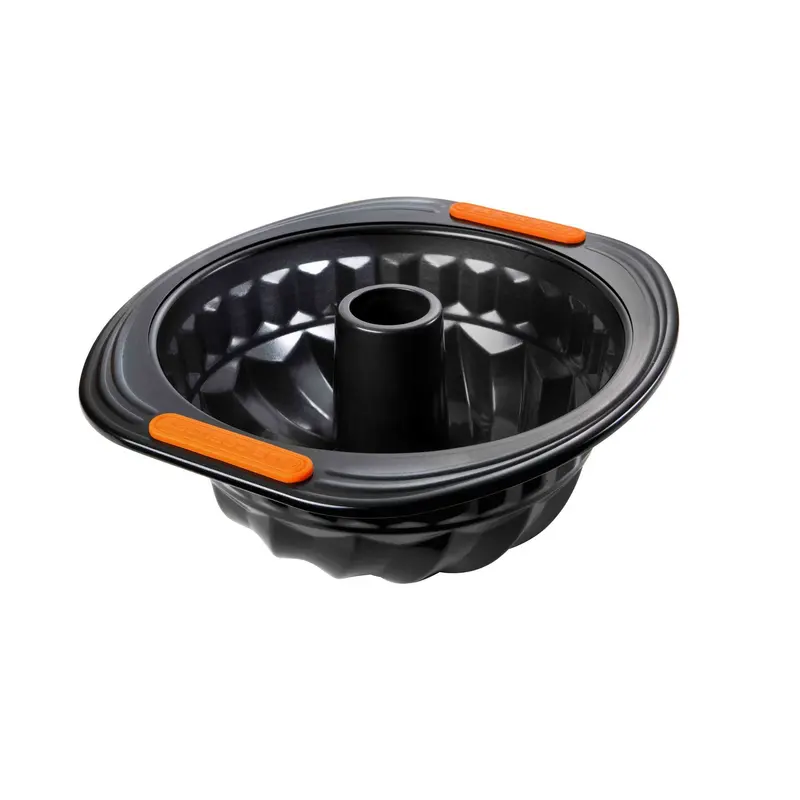Le Creuset 22Cm Fluted Non-Stick Cake Pan – Even-Bake Design 1