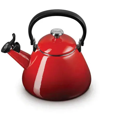 Le Creuset Cherry Red Whistling Kettle – 1.6 L Stainless Steel & Enamel 1