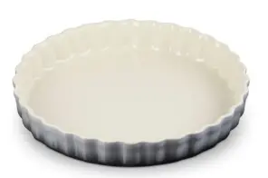 Le Creuset Flint Tart Pan – 28 Cm (2.1 L), Stoneware 1