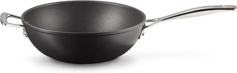 Le Creuset Nonstick Wok With Helper Handle – Black, 26 Cm (3.4 L) 1