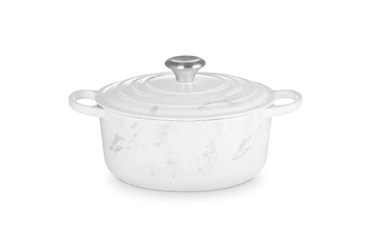 Le Creuset Tradition Round Dutch Oven – 24 Cm / 4.2 L, Marble Finish 1
