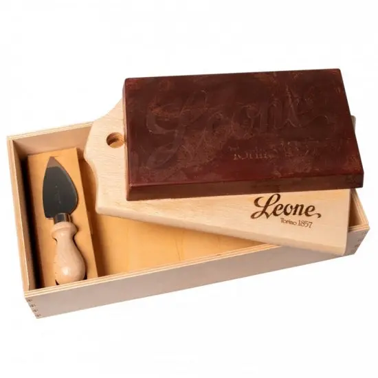 Leone Unrefined Classic Wooden Chocolate Box 1