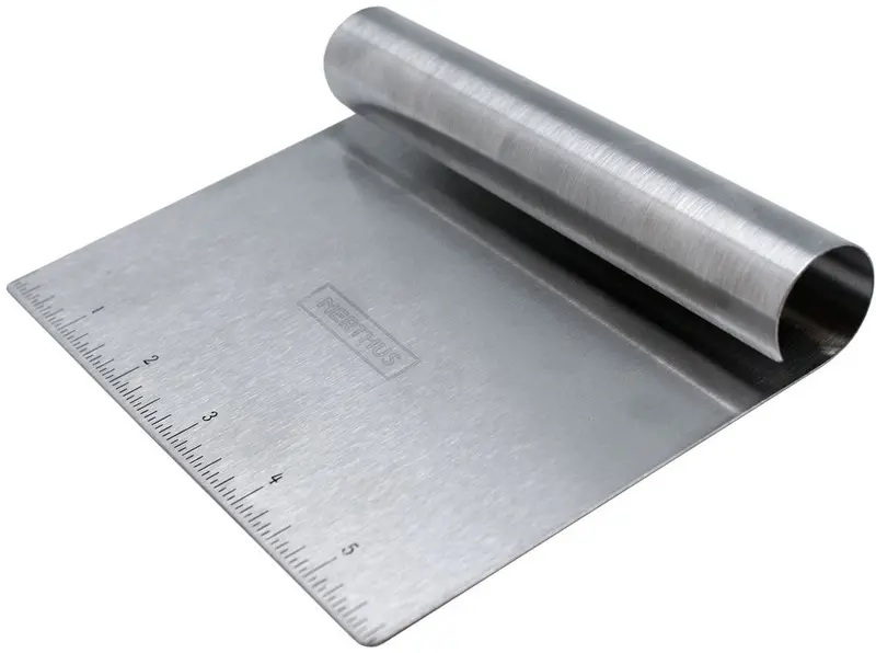 Nerthus Stainless Steel Dough Scraper & Cutter 1