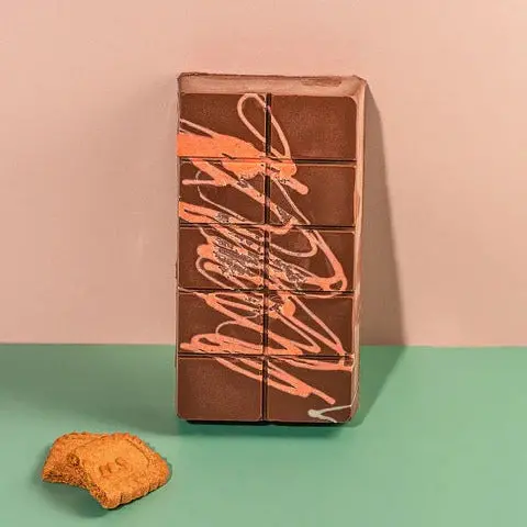 Palm Bites Dubai Lotus Biscoff Chocolate Bar 3