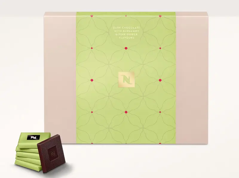 Pistachio Chocolate Squares – Gourmet Box Of 40 Pieces 1